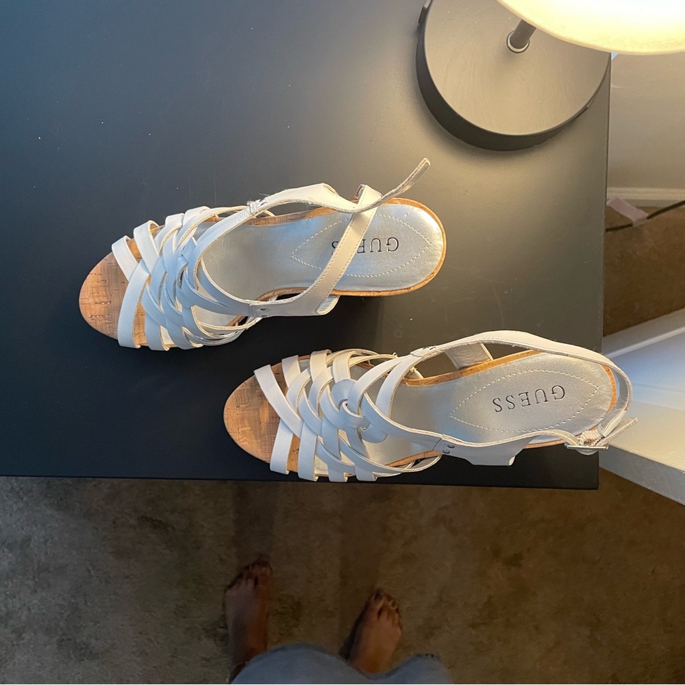 Very cute wedge sandals!!!